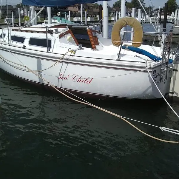 Photo of 1982 Catalina 25