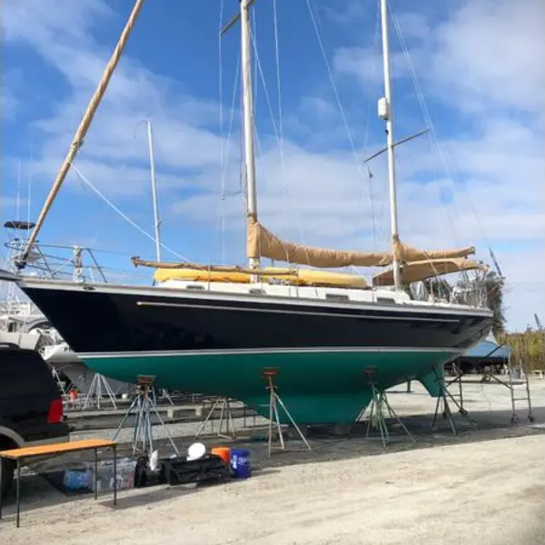 Photo 1 of 1976 Pearson 365 Ketch