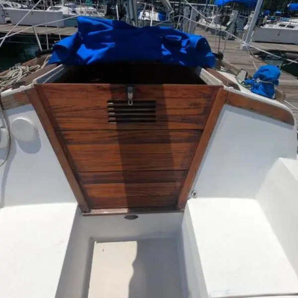 Photo 6 of 1985 Catalina 27