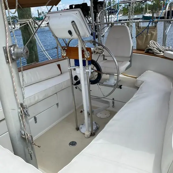 Photo 2 of 1976 Pearson 365 Ketch