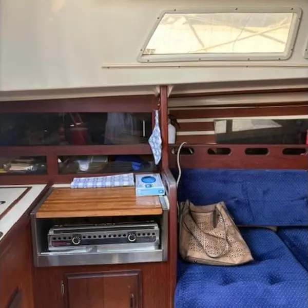Photo 4 of 1984 O'Day Auxillary sail