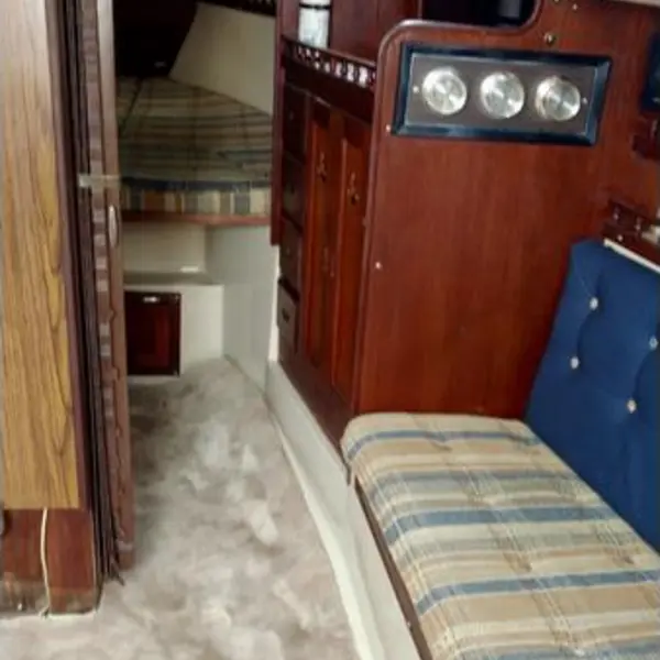 Photo 7 of 1982 Catalina 30