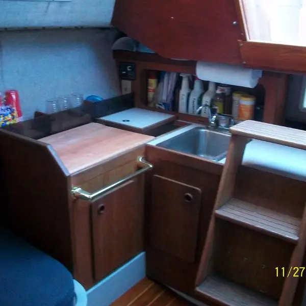 Photo 6 of 1987 O'Day 272 LE