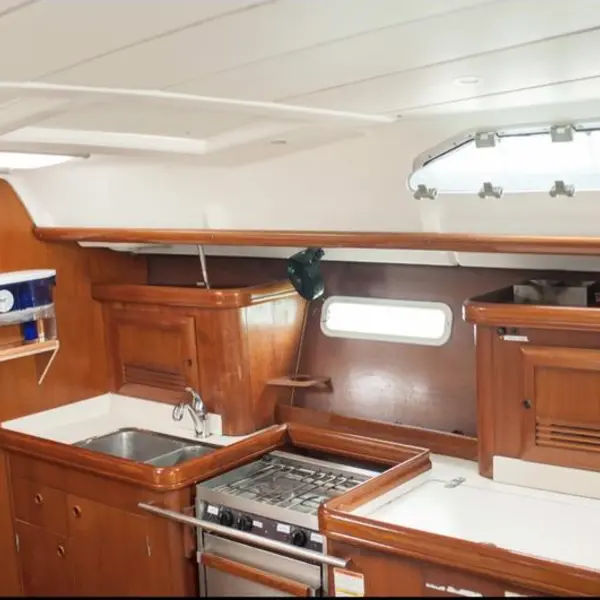 Photo 10 of 2002 Beneteau 393