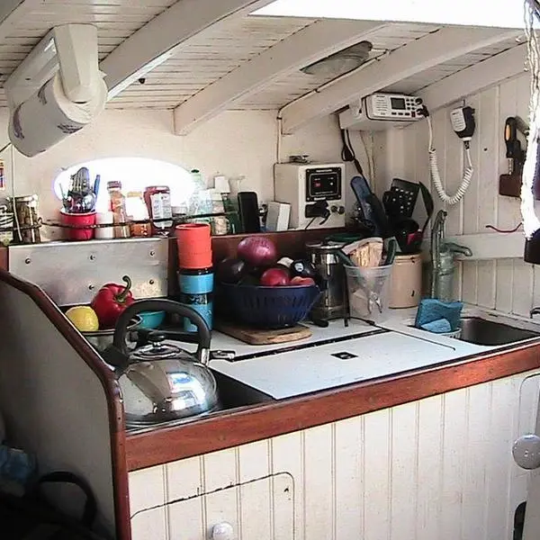 Photo 4 of 1916 26' CROSBY CATBOAT