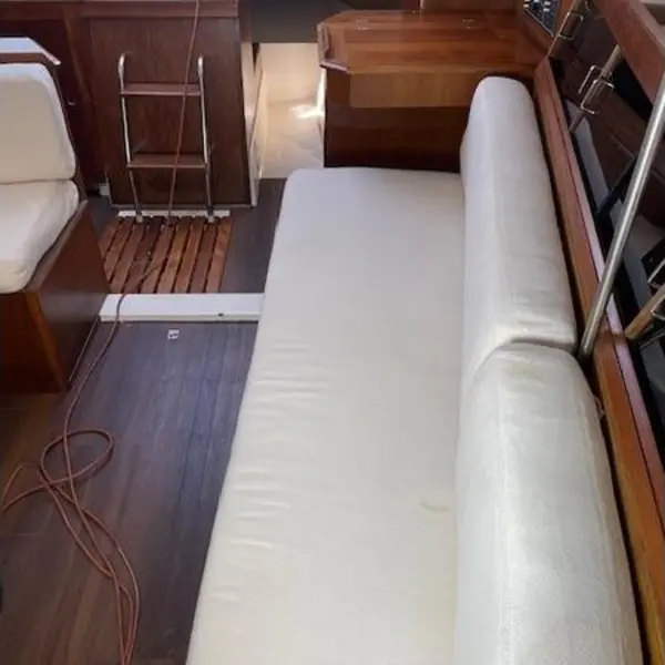 Photo 5 of 1987 Hunter 31