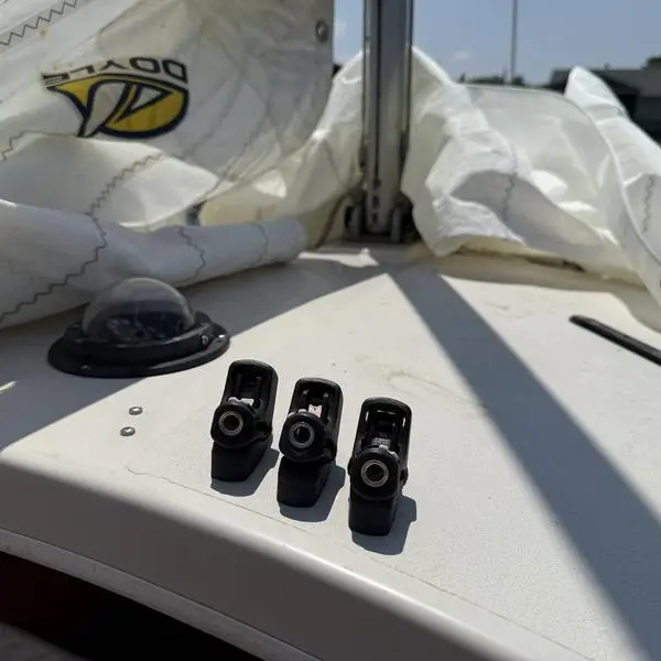 Photo 5 of 2000 Stuart Marine Rhodes 19 Centerboard