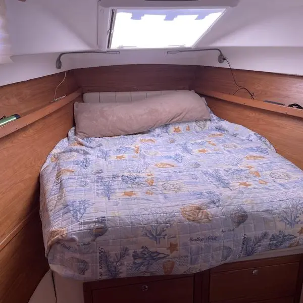 Photo 3 of 2005 Catalina CM440