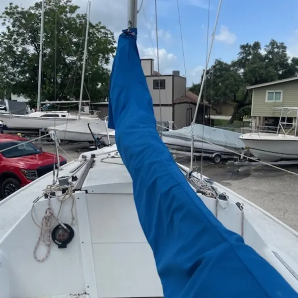 Photo 5 of 1997 Capri 22 Fin Keel