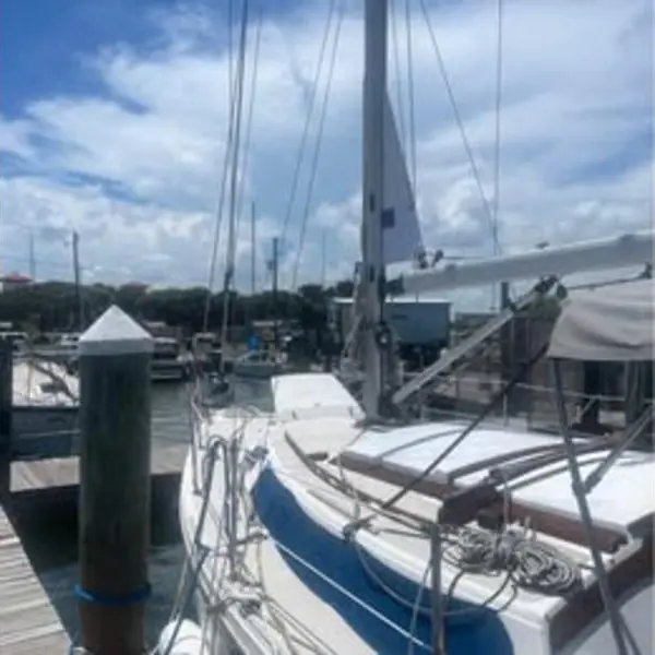 Photo 1 of 1980 Catalina 30 Standard Rig