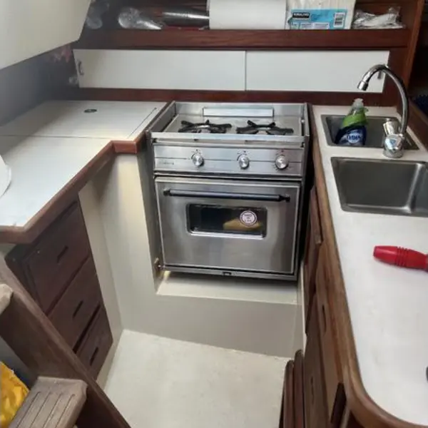 Photo 6 of 1988 Catalina 30