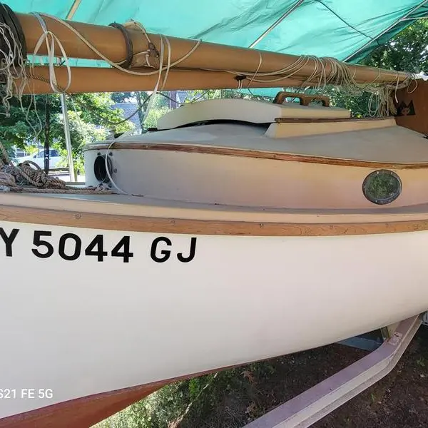 Photo 8 of 1988 MENGER 17' CATBOAT