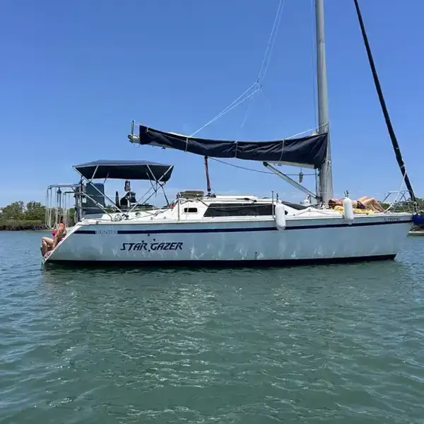 Photo 1 of 1989 Hunter Vision 32