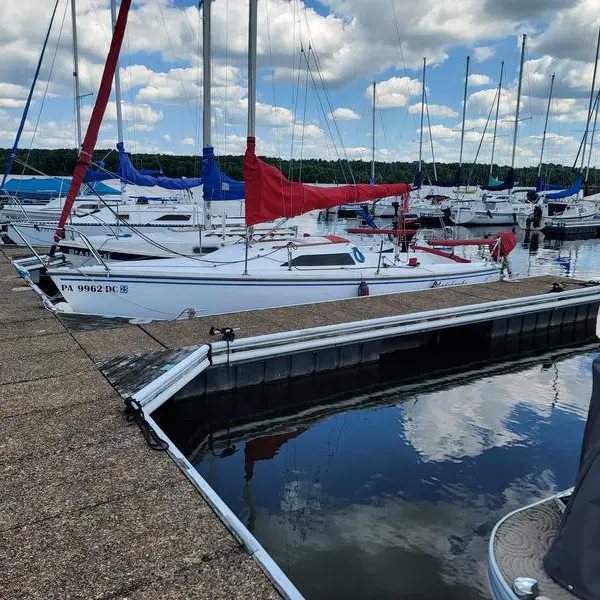 Photo 1 of 1996 Catalina Capri22