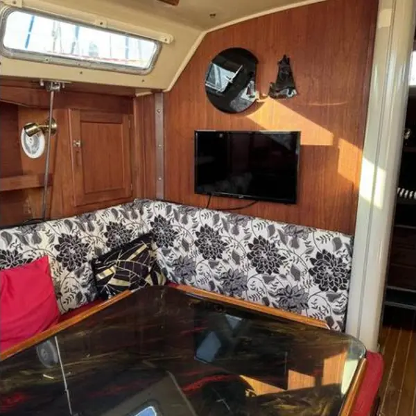 Photo 3 of 1983 Catalina Yachts Catalina36