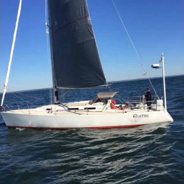 Photo 4 of 2003 J Boats J120