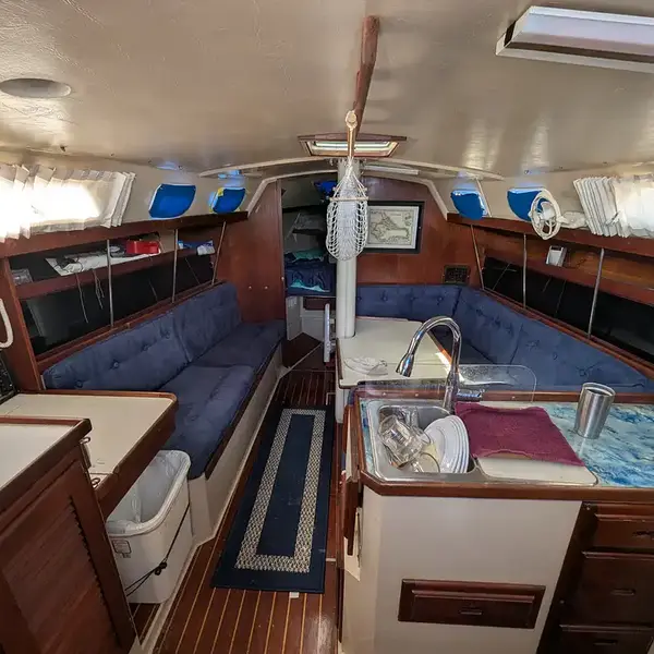 Photo 7 of 1988 Catalina 34 MKI