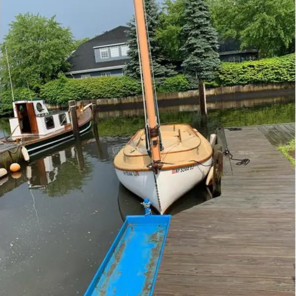 Photo 7 of 1988 MENGER 17' CATBOAT