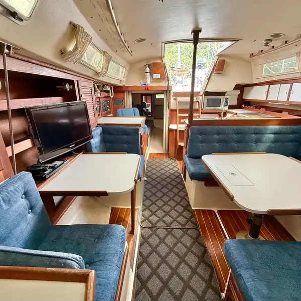 Photo 8 of 1989 Catalina 36