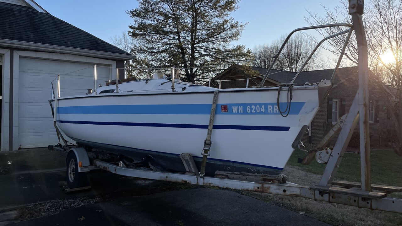 1981 Shock Santana 23D — For Sale — Sailboat Guide