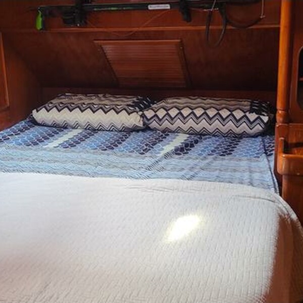 1982 Queen Long Marine Stevens 47 — For Sale — Sailboat Guide