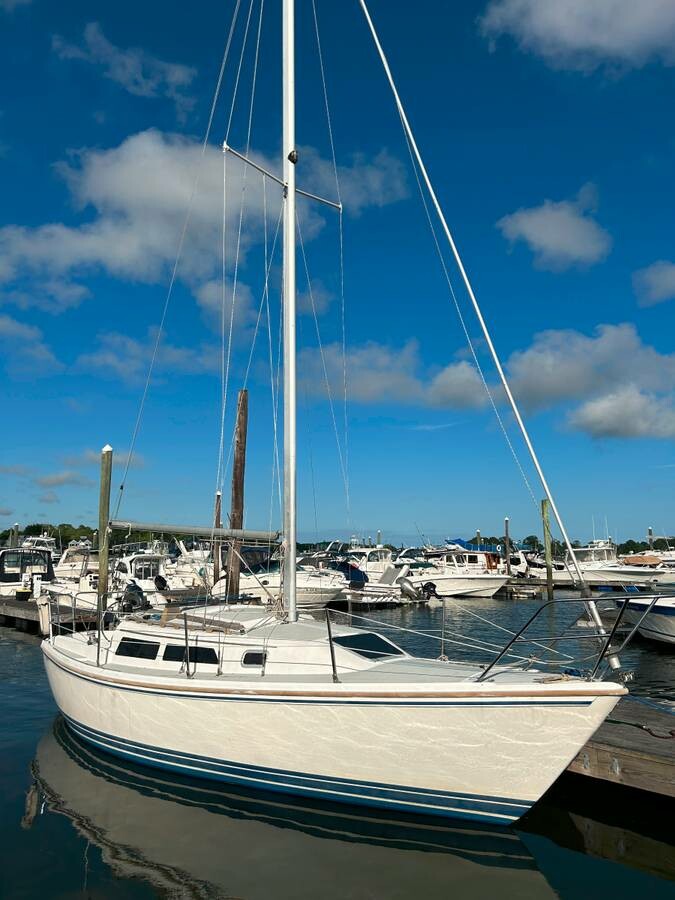 1989 Catalina Yachts Catalina 27 — For Sale — Sailboat Guide